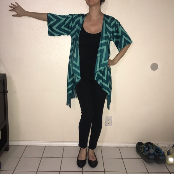 Lularoe fringe kimono - Picture 2 of 8
